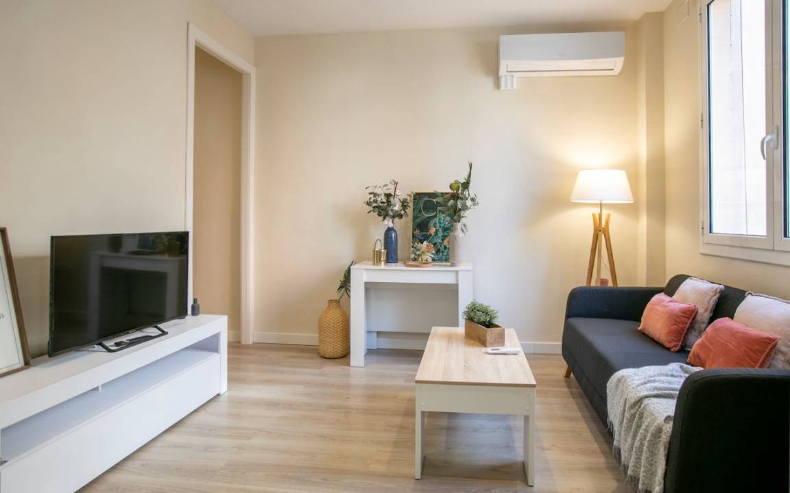 Hostafrancs Apartment | 100 m² Apartment ∙ 3 bedrooms ∙ 4 guests