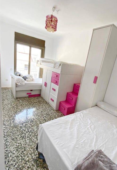 Badalona Resort | 100 m² Private room ∙ 1 bedroom ∙ 2 guests