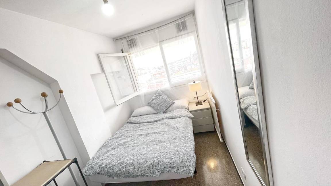 Sabadell Resort | 100 m² Private room ∙ 1 bedroom ∙ 2 guests