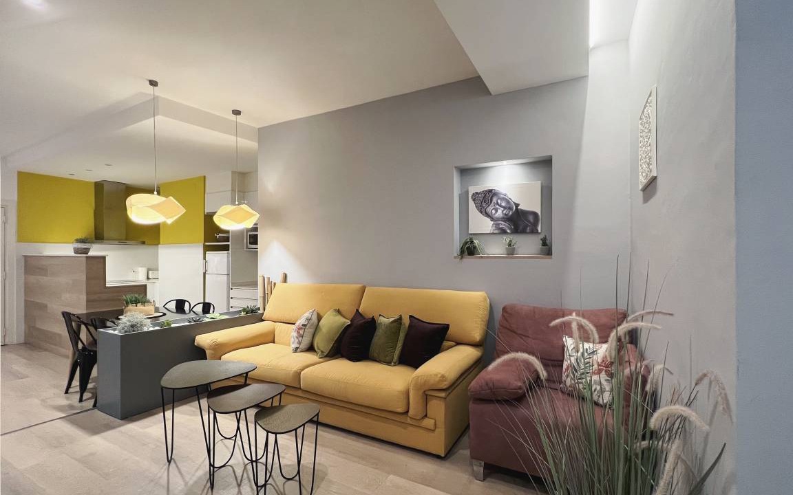 Sants Apartment | 103 m² Apartment ∙ 3 bedrooms ∙ 6 guests