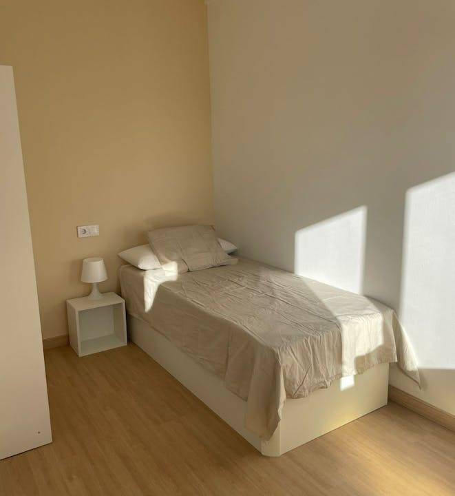 Placa Catalunya - Saldes Resort | 110 m² Private room ∙ 1 bedroom ∙ 5 guests