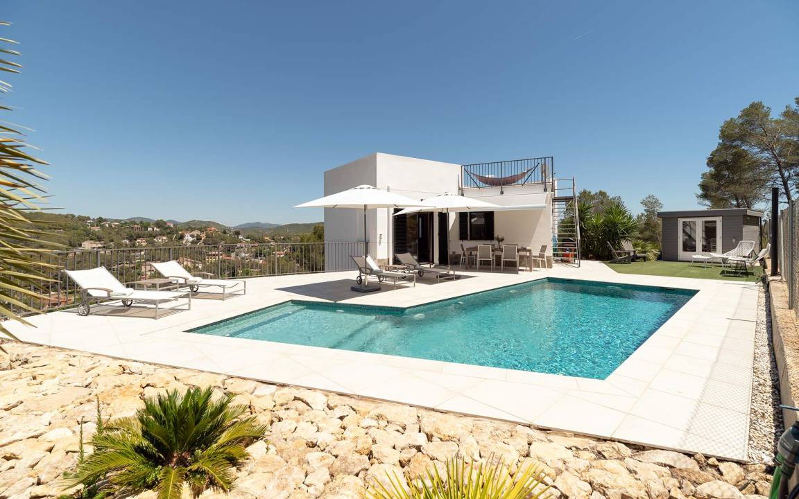 Olivella Villa | 120 m² Villa ∙ 2 bedrooms ∙ 5 guests