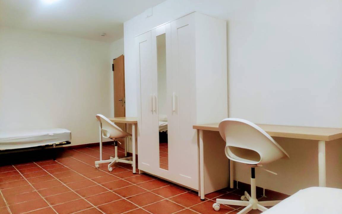 Bellaterra Other | 1200 m² Shared room ∙ 1 bedroom ∙ 6 guests