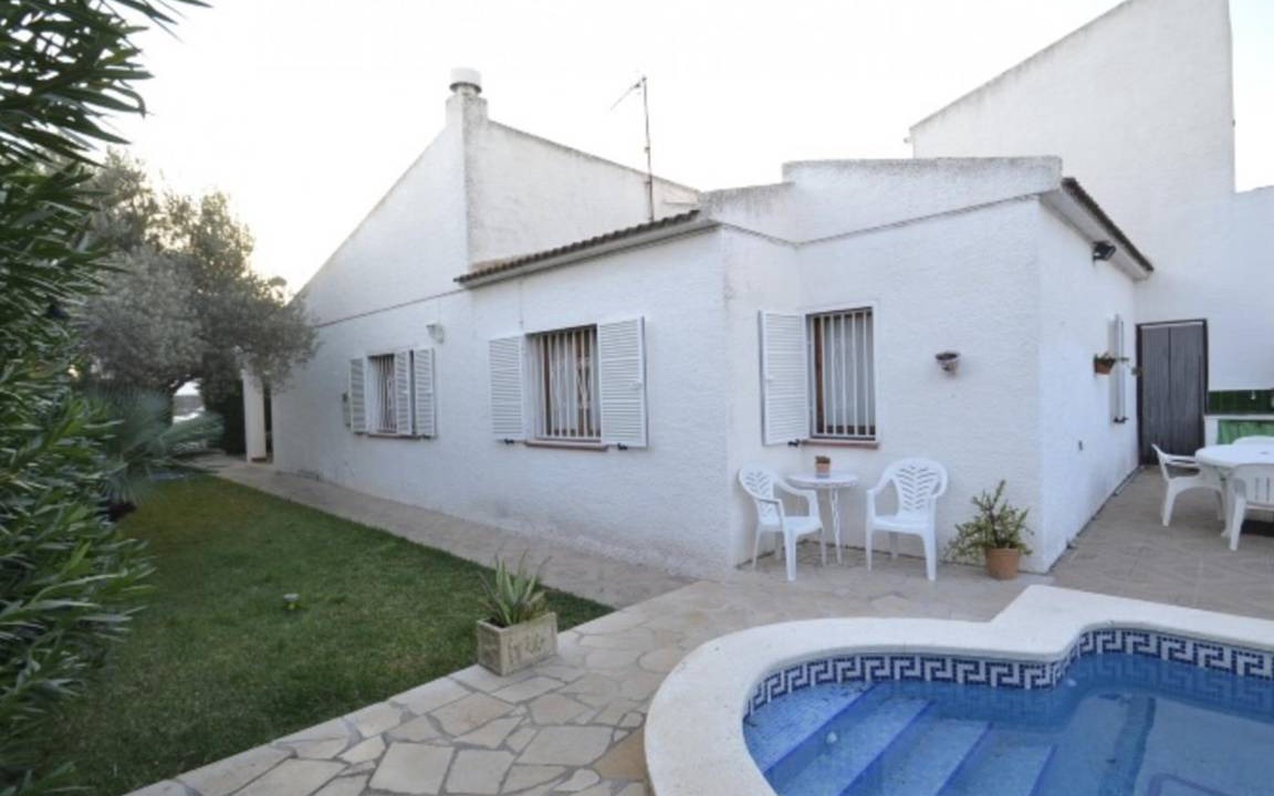 L Almadrava Villa | 121 m² Villa ∙ 3 bedrooms ∙ 7 guests