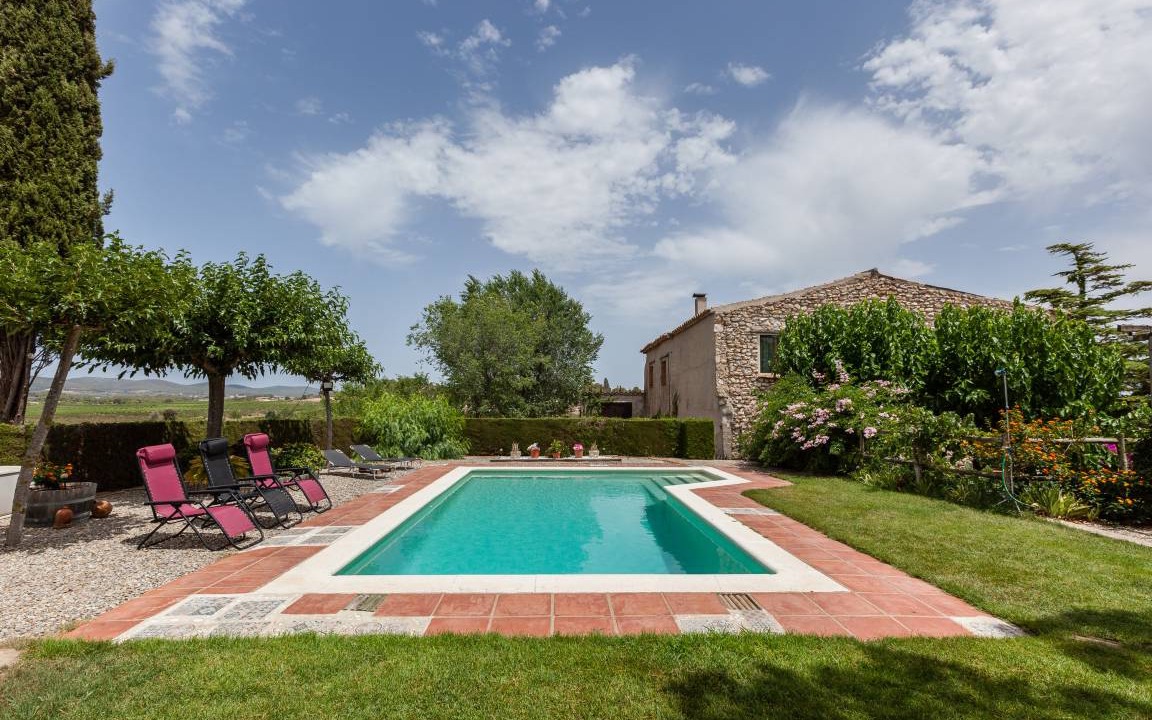 Castellet i la Gornal House | 150 m² House ∙ 2 bedrooms ∙ 6 guests