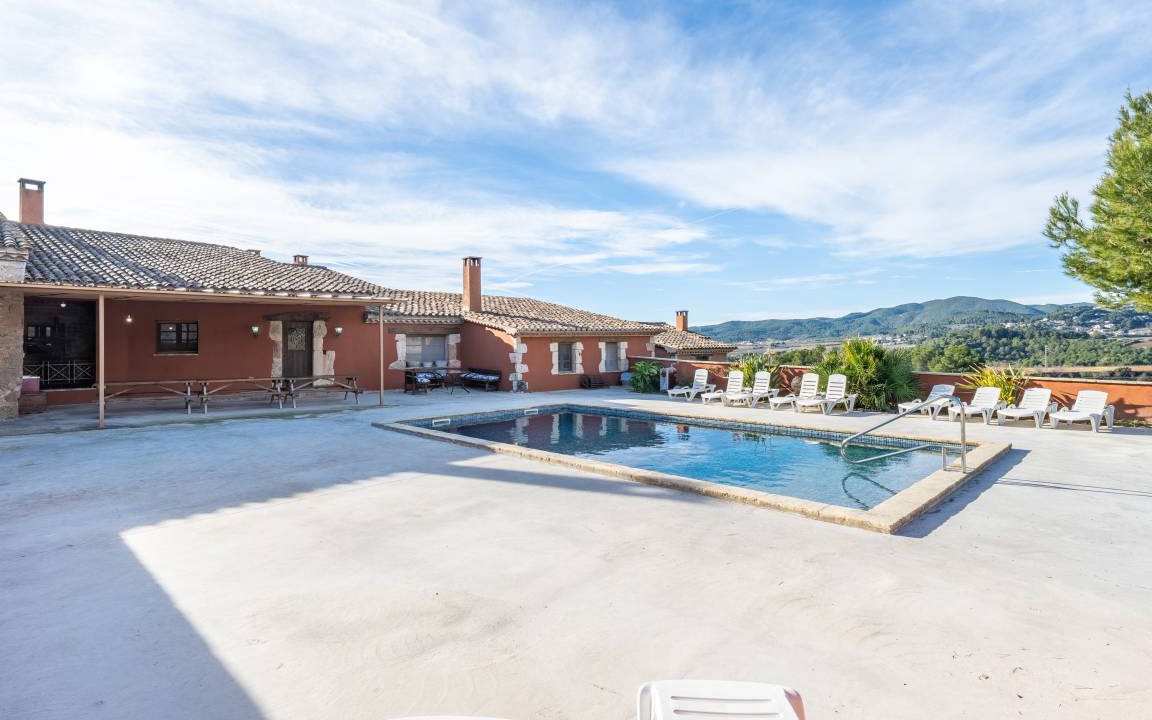 Torrelles de Foix House | 195 m² House ∙ 7 bedrooms ∙ 19 guests
