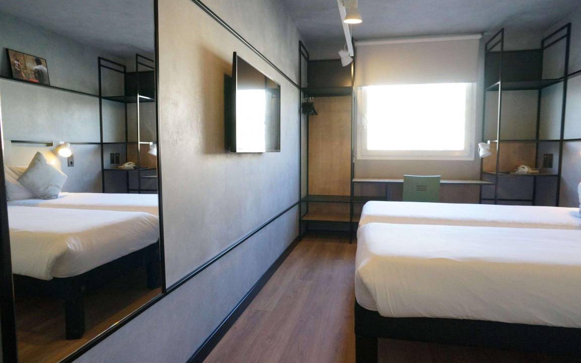 Castelldefels Hotel | 20 m² Hotel ∙ 127 guests