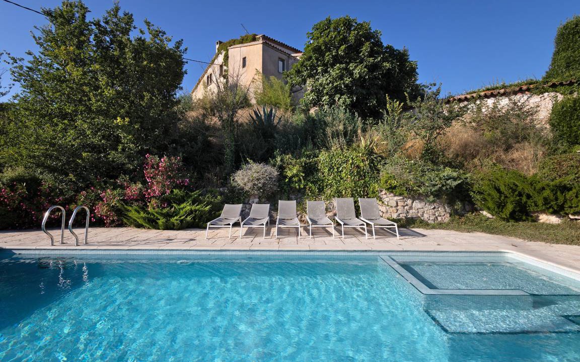 El Bruc House | 246 m² House ∙ 5 bedrooms ∙ 15 guests