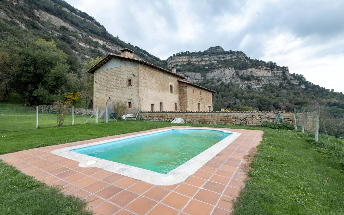 Centelles House | 250 m² House ∙ 5 bedrooms ∙ 10 guests