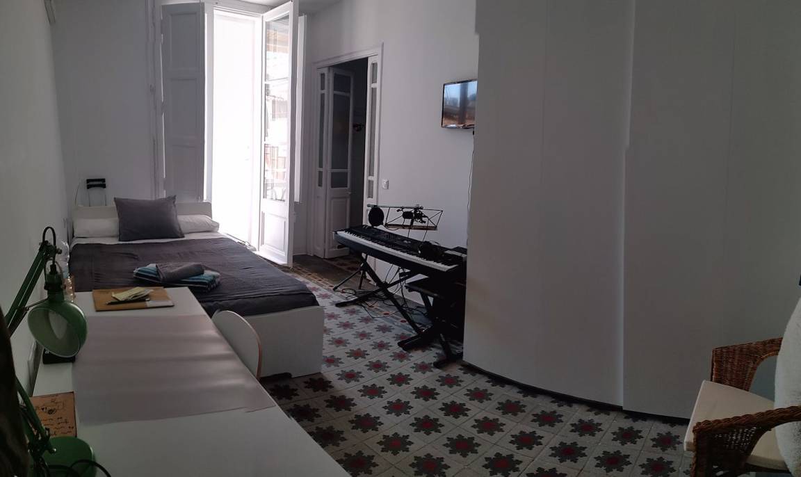 El Prat de Llobregat Resort | 290 m² Private room ∙ 1 bedroom ∙ 1 guest