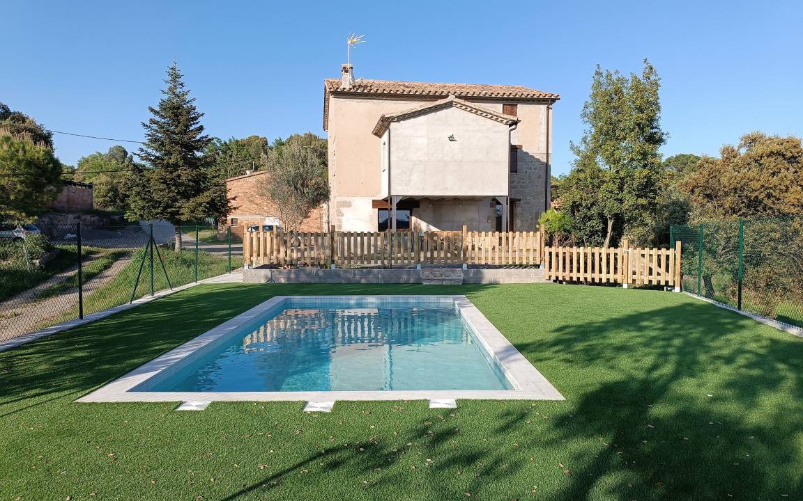 Casserres House | 300 m² House ∙ 6 bedrooms ∙ 16 guests