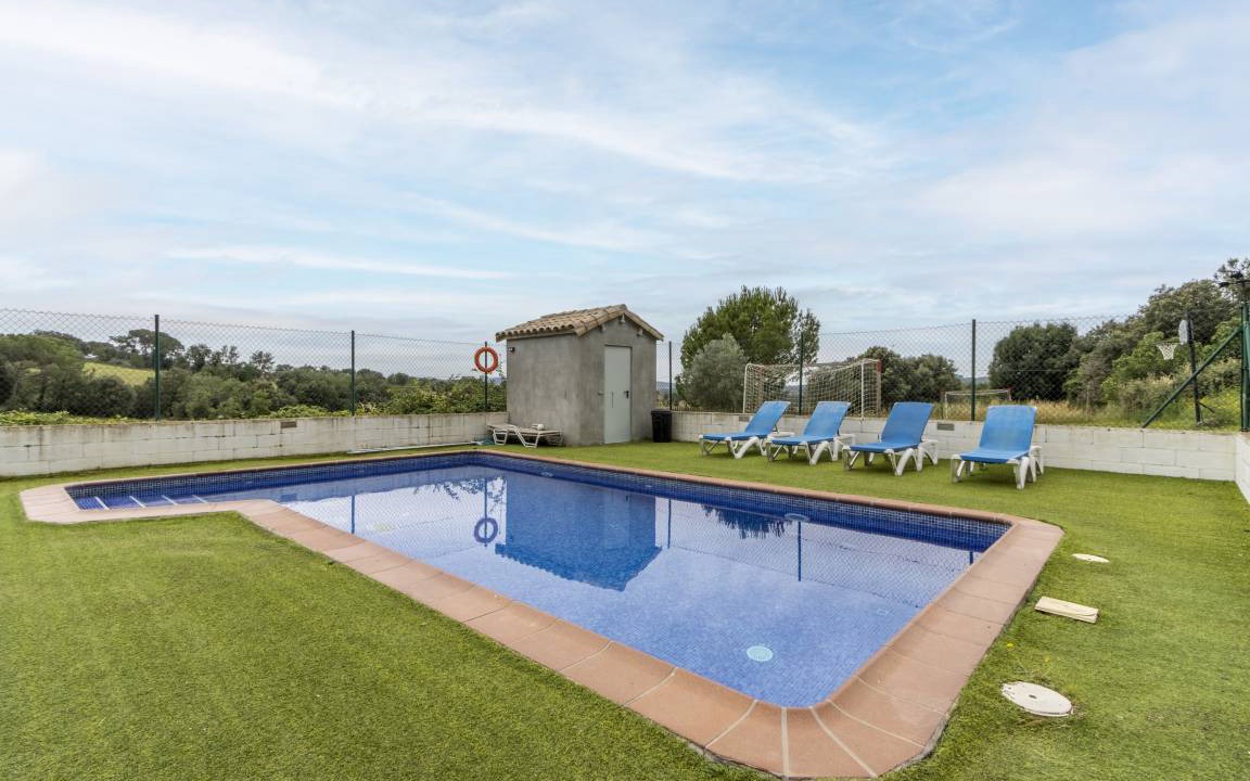 Casserres House | 300 m² House ∙ 7 bedrooms ∙ 16 guests
