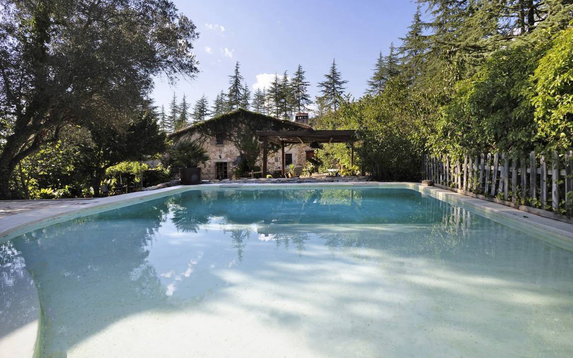 Llinars del Valles House | 350 m² House ∙ 4 bedrooms ∙ 11 guests