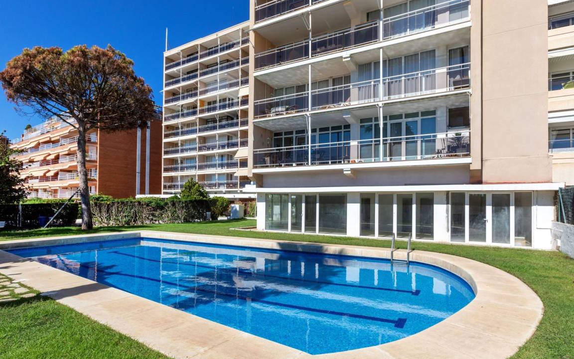 Sant Vicenc de Montalt Apartment | 60 m² Apartment ∙ 3 bedrooms ∙ 5 guests