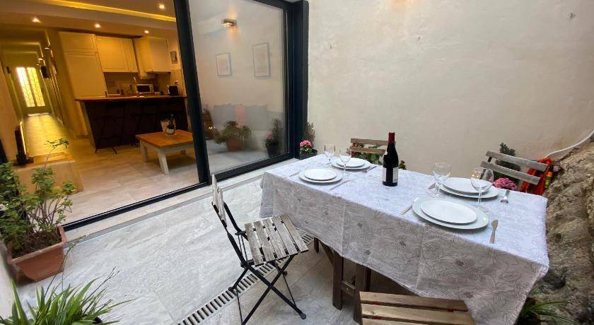 Caldes d'Estrac Apartment | 60 m² Apartment ∙ 2 bedrooms ∙ 4 guests
