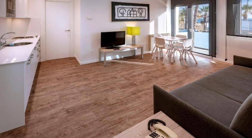 Castelldefels Apartment | 60 m² Apartment ∙ 2 bedrooms ∙ 127 guests