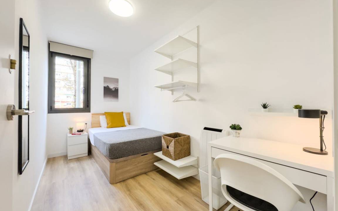 La Sagrera Other | 60 m² Shared room ∙ 1 bedroom ∙ 1 guest