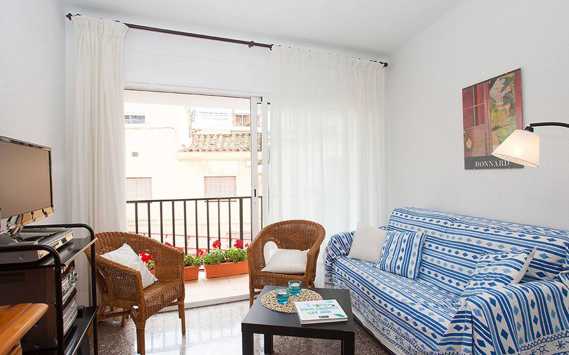 Sant Pol De Mar Apartment | 70 m² Apartment ∙ 1 bedroom ∙ 4 guests