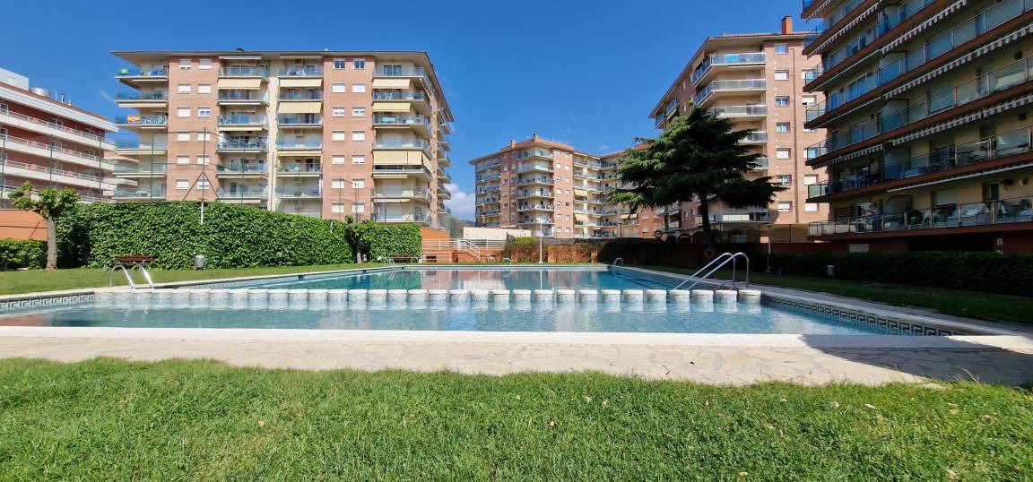 Santa Susanna Apartment | 70 m² Apartment ∙ 2 bedrooms ∙ 4 guests