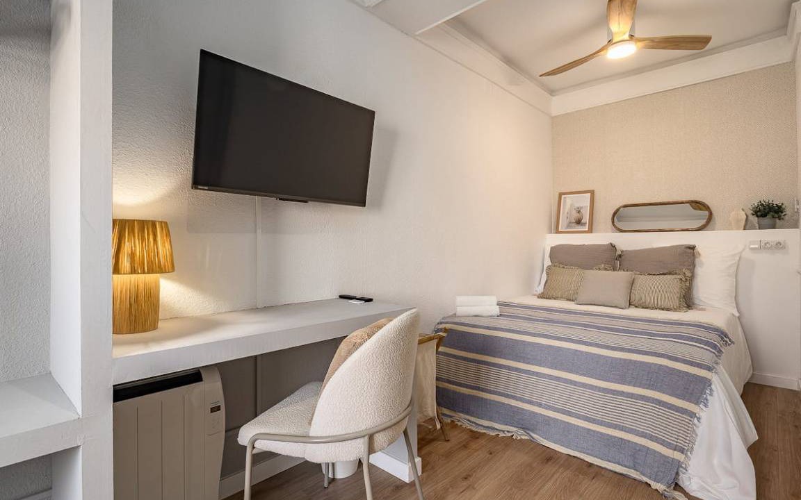 Poblenou Resort | 75 m² Private room ∙ 1 bedroom ∙ 1 guest
