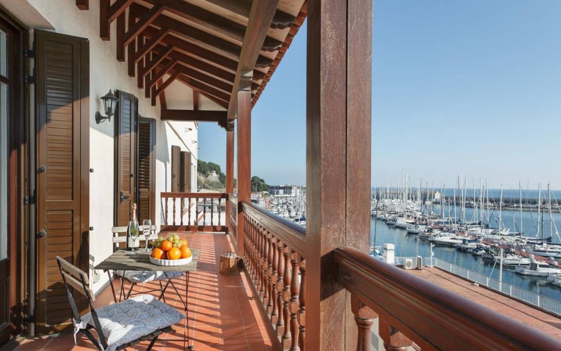 Arenys de Mar Apartment | 80 m² Apartment ∙ 4 bedrooms ∙ 7 guests