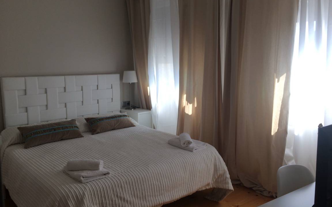 Castelltercol Apartment | 80 m² Apartment ∙ 6 bedrooms ∙ 10 guests