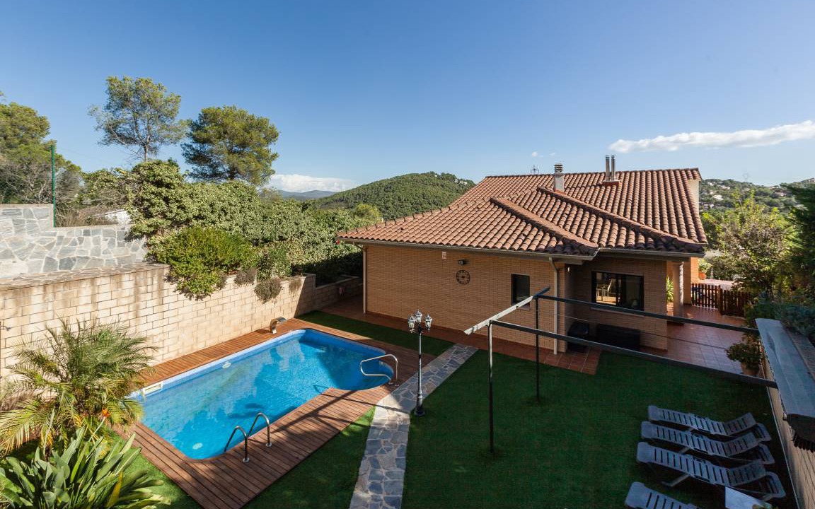 Canyelles House | 80 m² House ∙ 2 bedrooms ∙ 6 guests