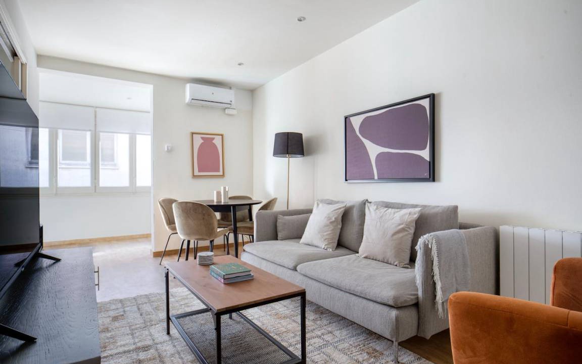 Sarria Apartment | 90 m² Apartment ∙ 2 bedrooms ∙ 3 guests