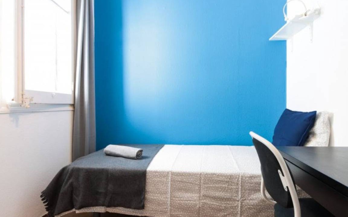 Sants-Badal Resort | 90 m² Private room ∙ 1 bedroom ∙ 1 guest