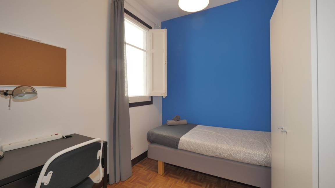 Sants-Badal Resort | 90 m² Private room ∙ 1 bedroom ∙ 1 guest