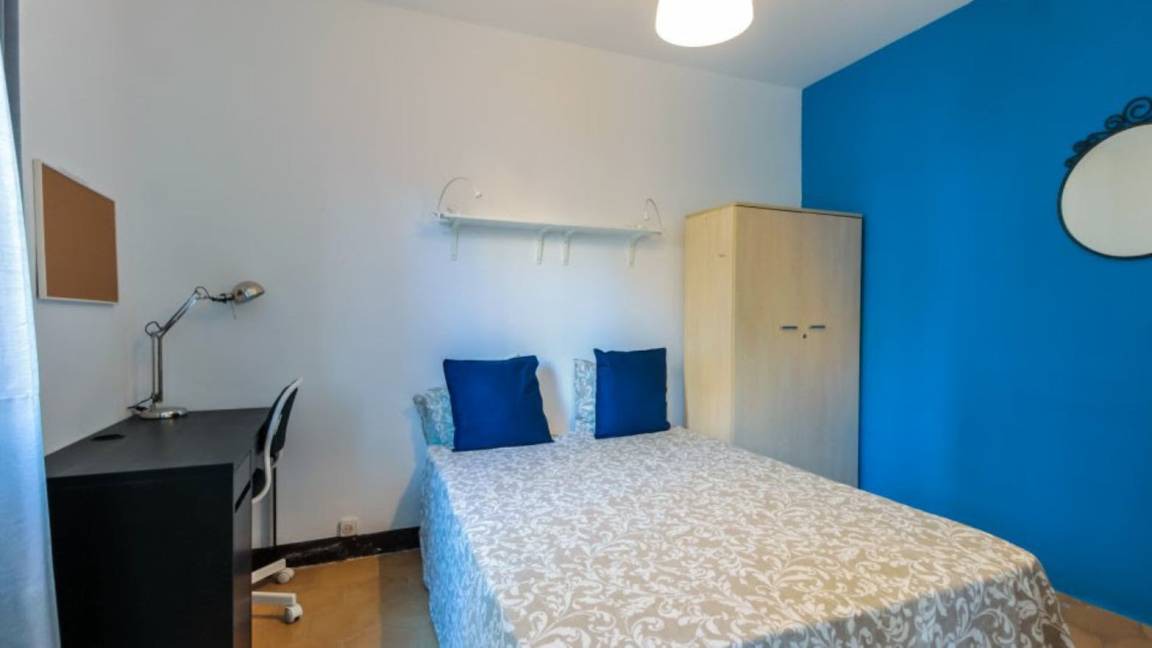 Sants-Badal Resort | 90 m² Private room ∙ 1 bedroom ∙ 2 guests