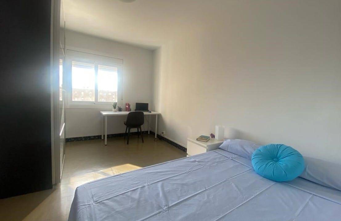 Sabadell Resort | 92 m² Private room ∙ 1 bedroom ∙ 1 guest