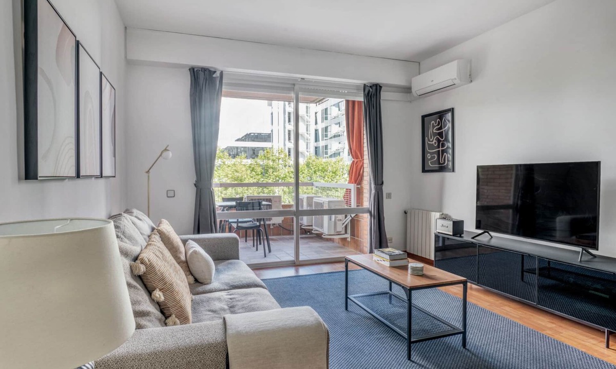 Les Corts Apartment | Airy Galvany 3BR w/Balcony, by Blueground