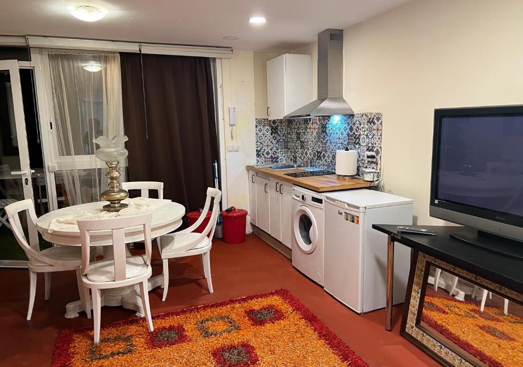 Matadepera Apartment | Apartamento abierto con patio
