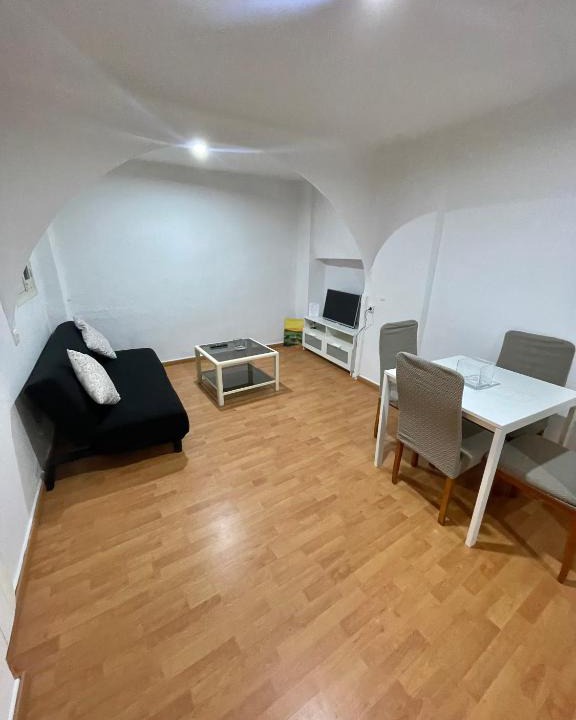 Berga Apartment | Apartamento céntrico económico en Berga p3