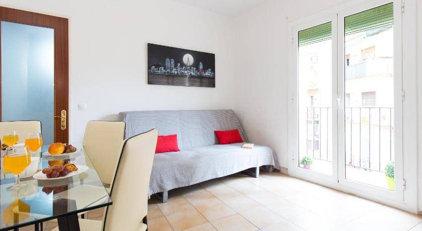 La Sagrera Apartment | Apartment ∙ 3 bedrooms ∙ 4 guests