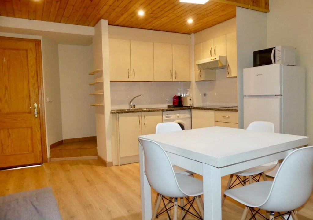 Vic Apartment | APT5 DÚPLEX Acollidor al Centre de Vic APTGARBI