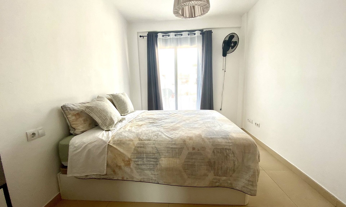 Terrassa Condo | Balcón y Tranquilidad