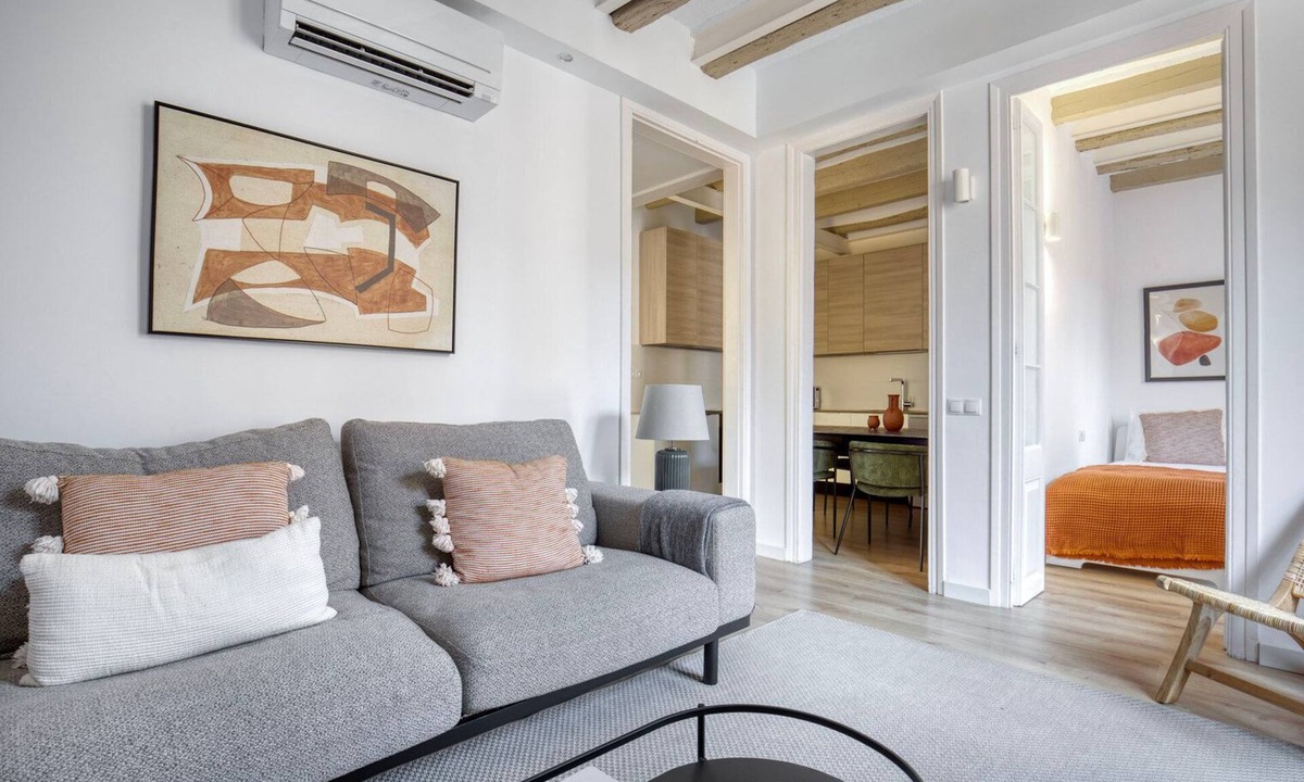 Sarria Apartment | Beautiful Sarrià 3BR, nr Old Town, by Blueground