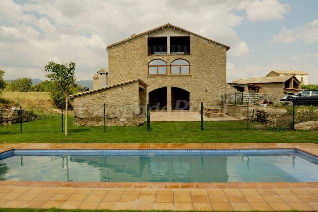 Montclar Cottage | Cabin ∙ 11 bedrooms ∙ 26 guests