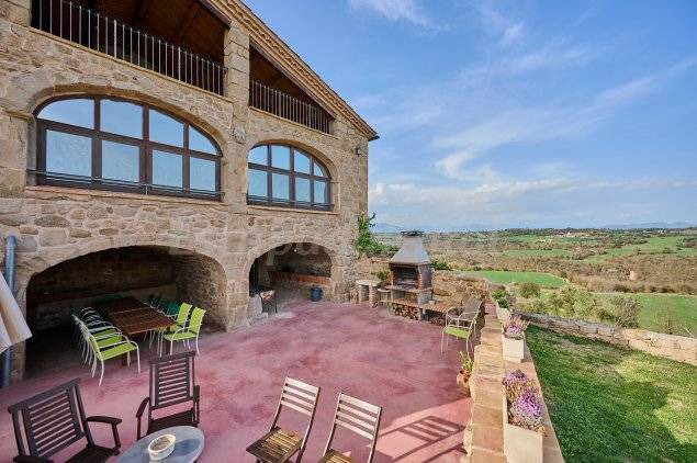 Casserres Cottage | Cabin ∙ 7 bedrooms ∙ 18 guests