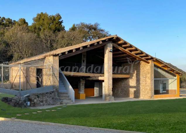 Cardona Cottage | Cabin ∙ 6 bedrooms ∙ 21 guests
