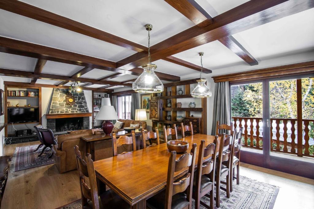 Casarilh House | CASA BARGADERA de Alma de Nieve