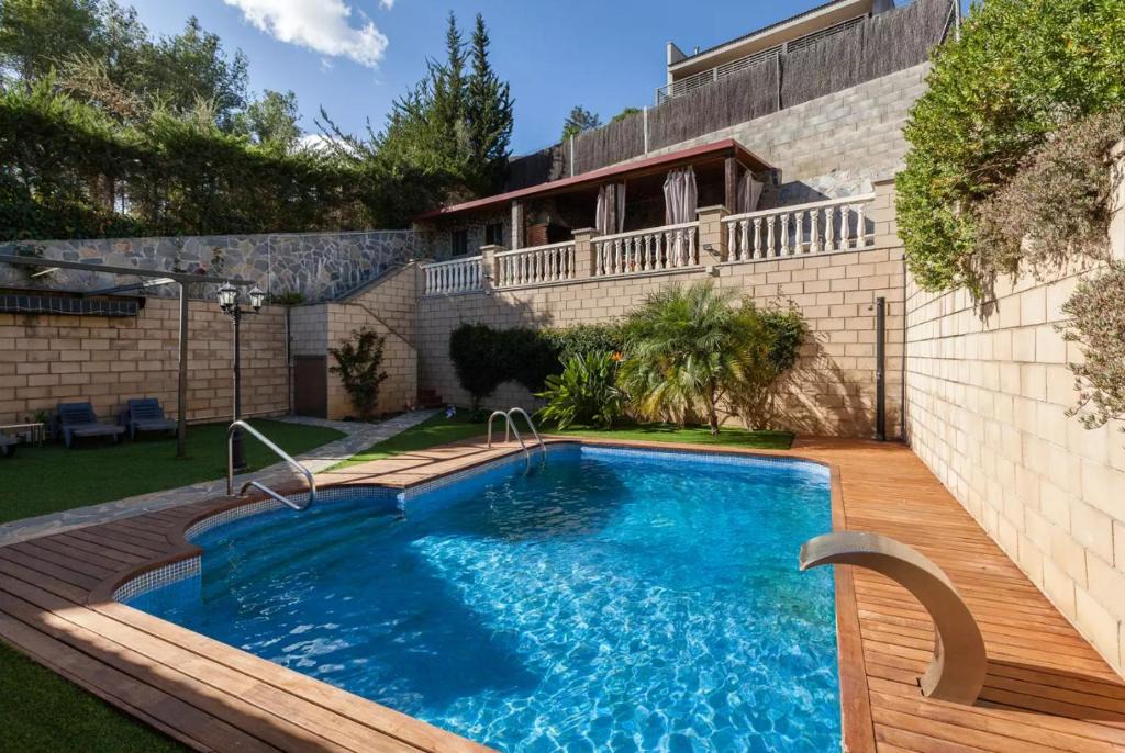 Dreta de l'Eixample House | Casa Lourdes