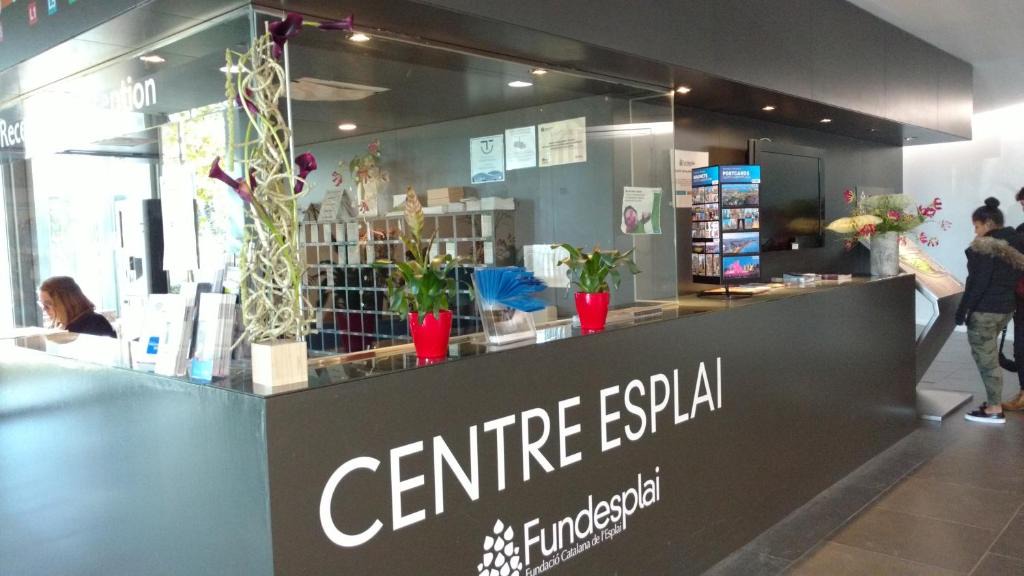 El Prat de Llobregat Hostel | Centre Esplai Albergue