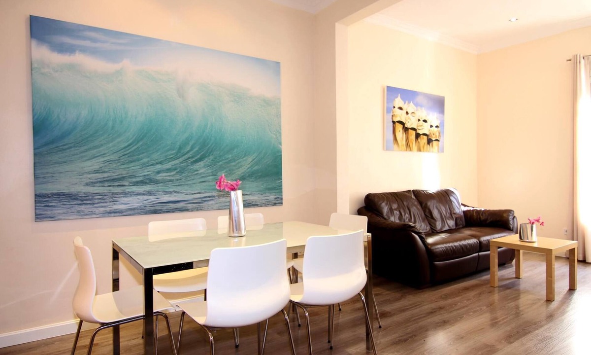 L'Antiga Esquerra de l'Eixample Apartment | CLASSBEDROOM EIXAMPLE FREE 211, 1 1