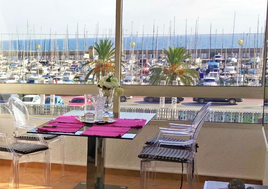 Masnou Apartment | Cristina Port & Beach - Apartment