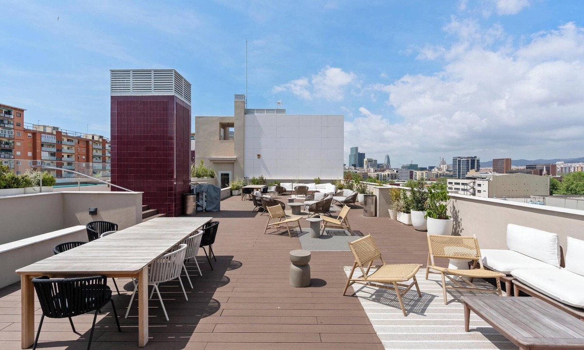 Diagonal Mar i el Front Maritim del Poblenou Apartment | Discover Your Urban Oasis: Modern 1-Bedroom Apartment in Barcelona's Vibrant Forum Area