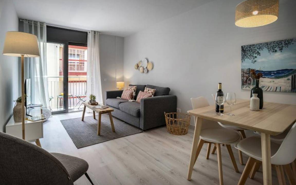 Collblanc y La Torrassa Apartment | 55 m² Apartment ∙ 2 bedrooms ∙ 5 guests