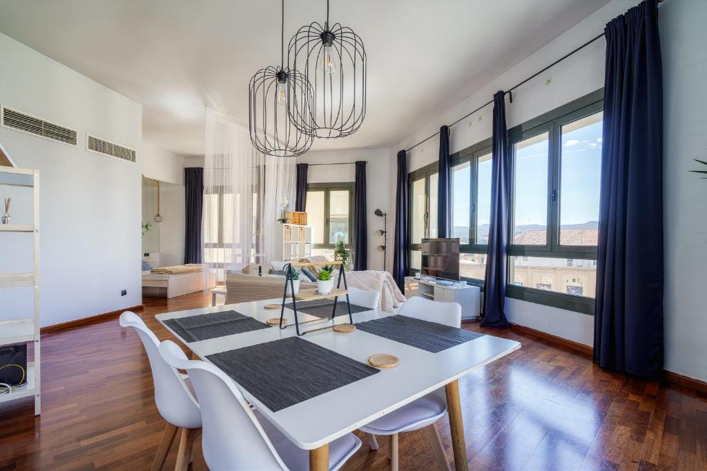 Centre Historic de Manresa Apartment | Espectacular loft en centrico edificio singular